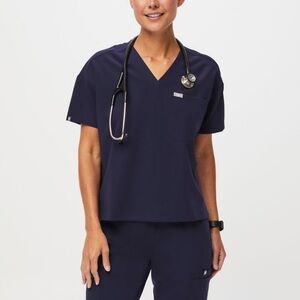 Figs relaxed Catarina top navy